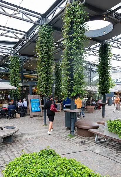 Udendørs plantesøjler Torvehallerne Plantesøjler torvehallerne, Søjler med planter,
